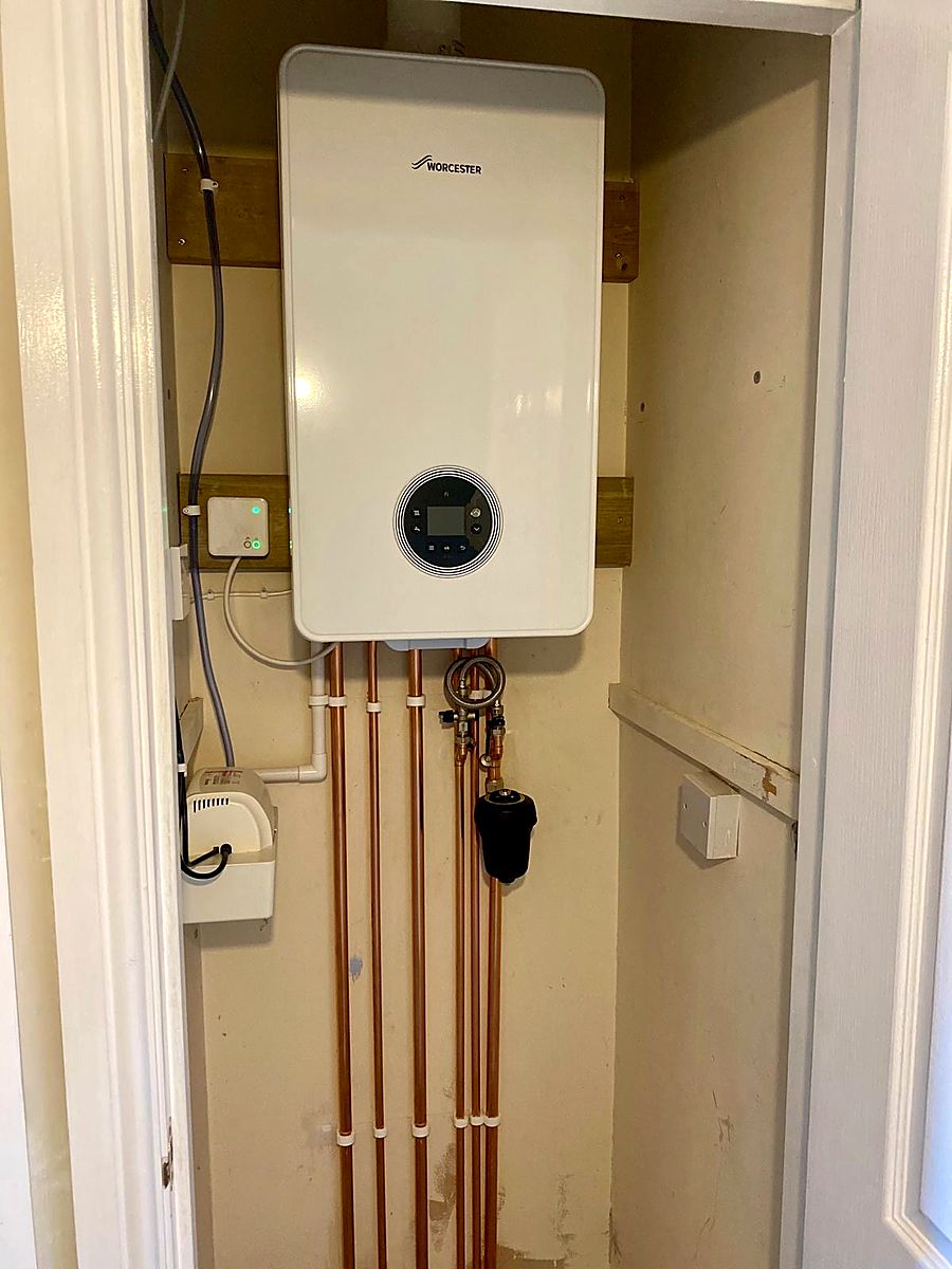 Worcester boiler with neat copper pipework installed by Sabin & Ball